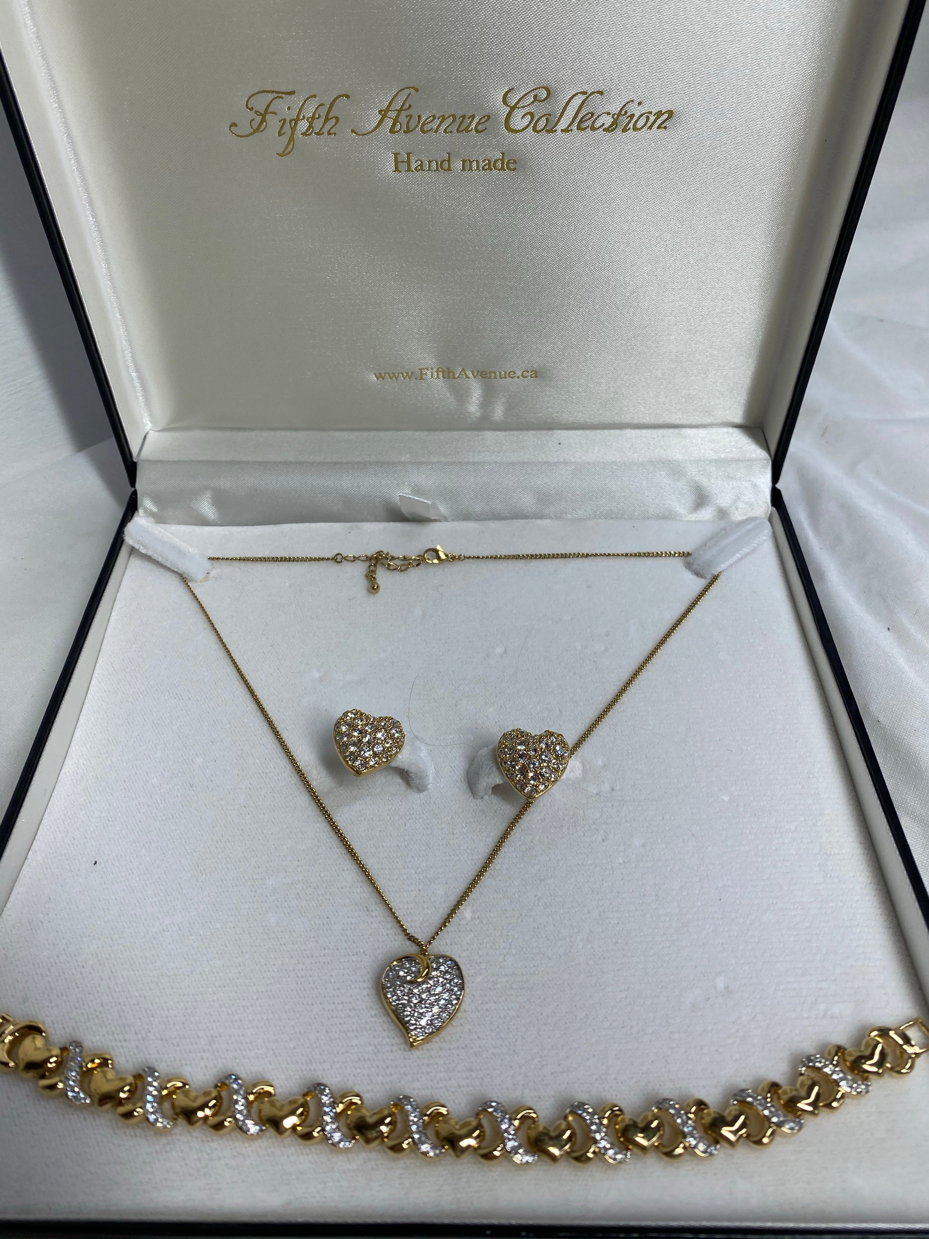 Fifth Avenue Collection Hand Made -  Earrings, necklace and bracelet set