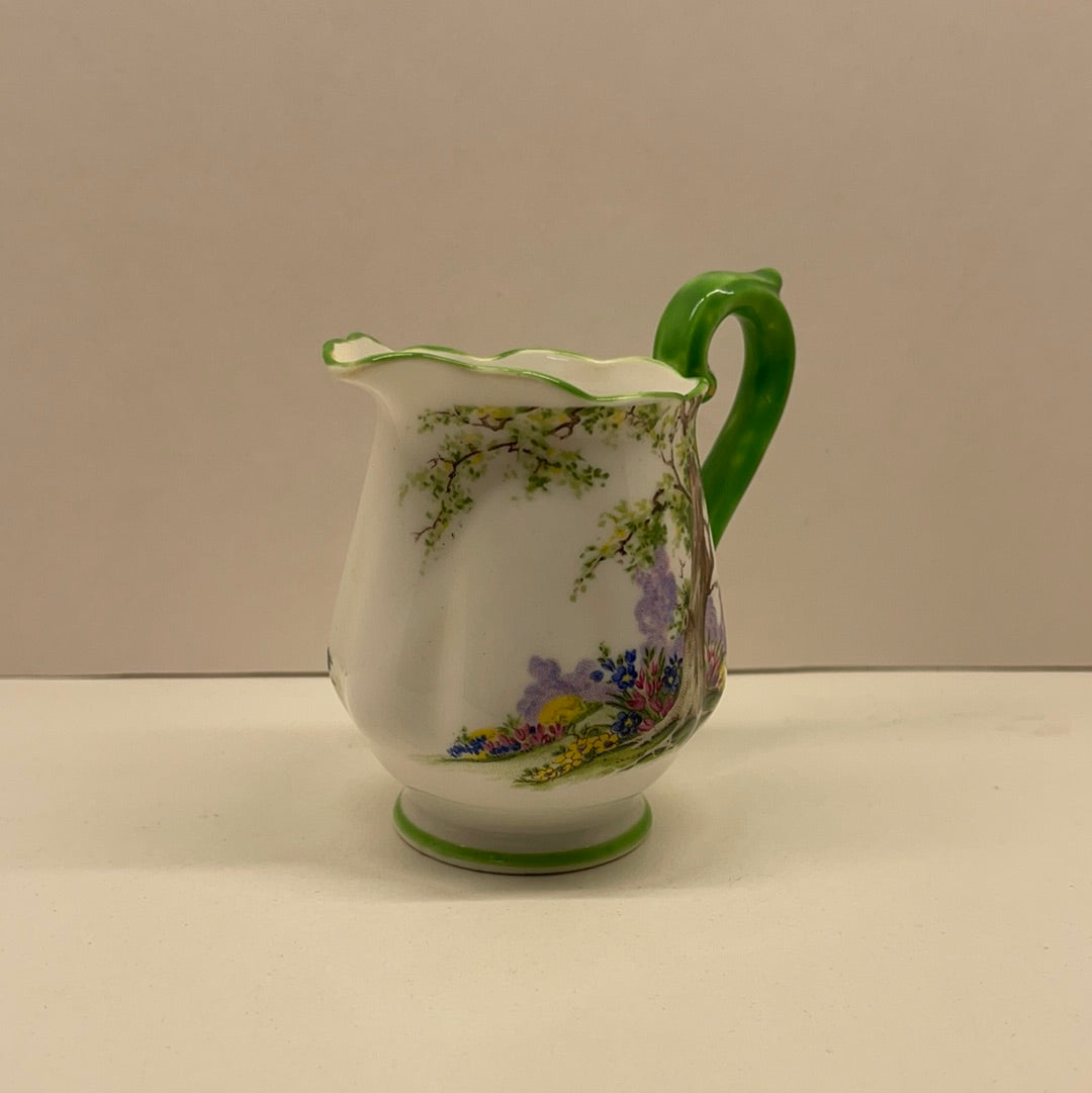 Royal Albert Greenwood Tree creamer. Excellent condition. Fast shipping