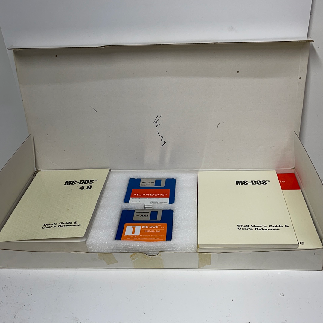 Ms dos 4.0 windows 3.0. In original box. Vintage computer software