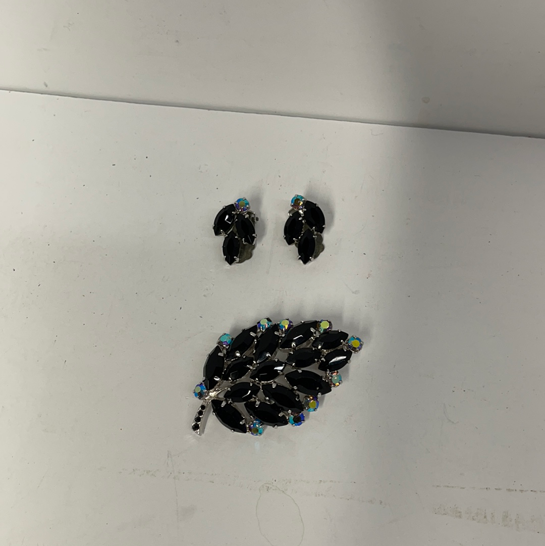 Vintage Costume Jewelery Earings and Brooch black and transparent Rhinestones